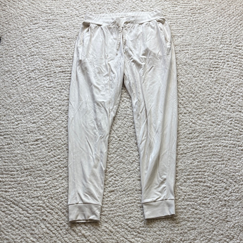 EUC COZY EARTH JOGGERS M